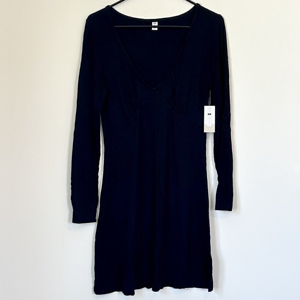 NWT bp Black Long Sleeve V-Neck Sustainable Dress - Size: M - Picture 2 of 6